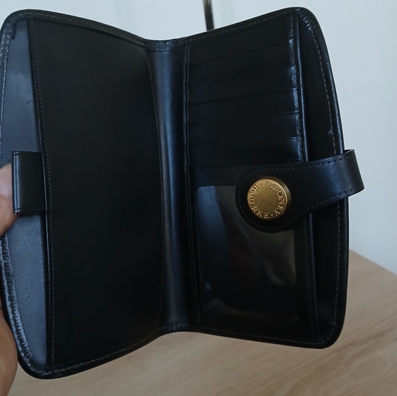 Vintage DOONEY & BOURKE Black Leather w Perforated Gold Dots Wallet - Picture 2 of 3